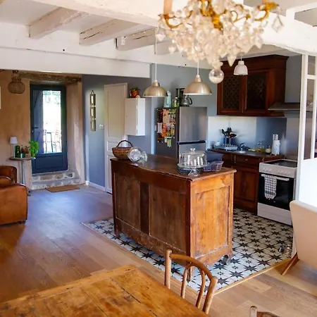 Maison Sully Chirac (Charente)